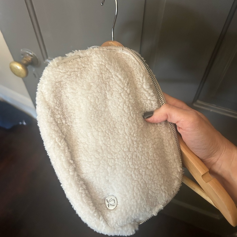 Lululemon White Sherpa Pouch